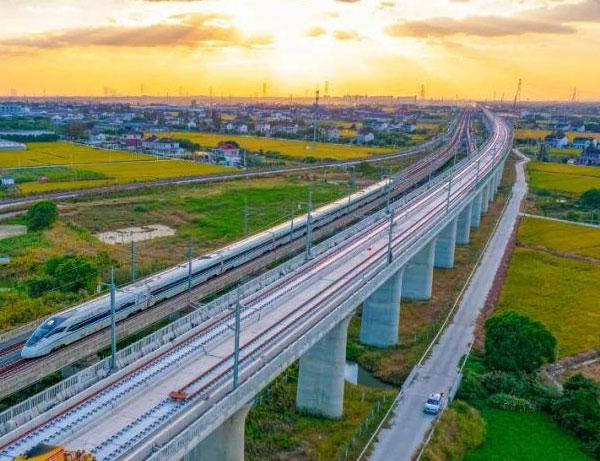 中鐵上海局南沿江鐵路