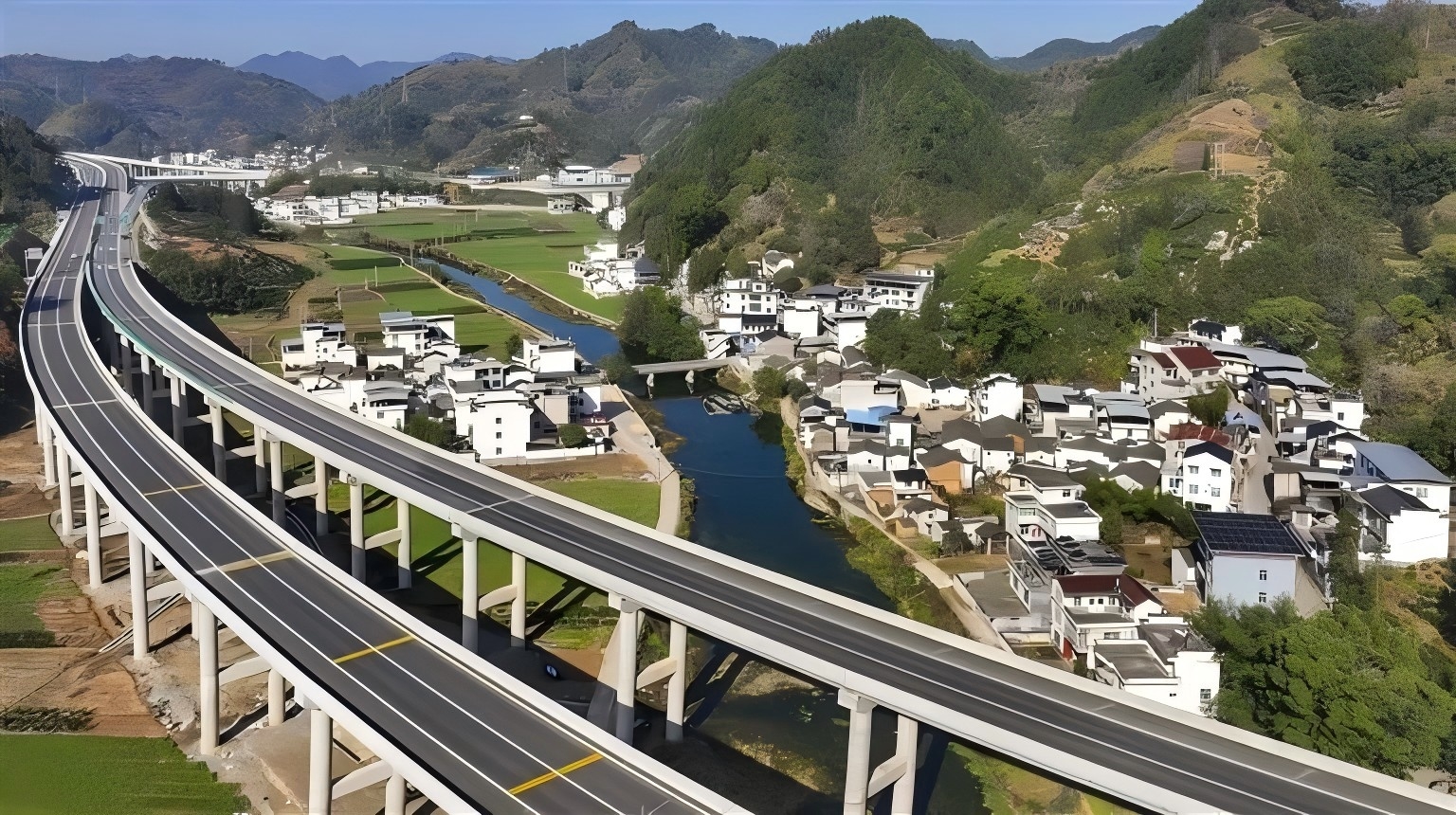 安徽路橋黃千高速